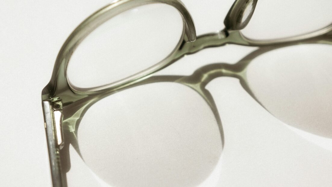 Cundill Eyeglasses decluttering