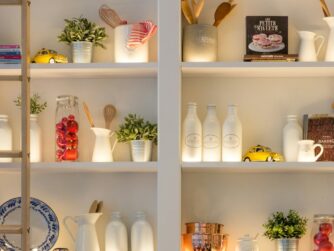 avery cundill clutter